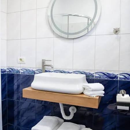 Kaceli Pensionat Berat